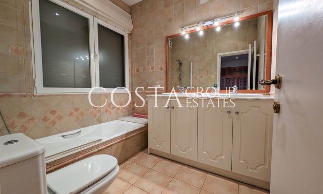 Resale - Villa -
Altea - Altea Centro