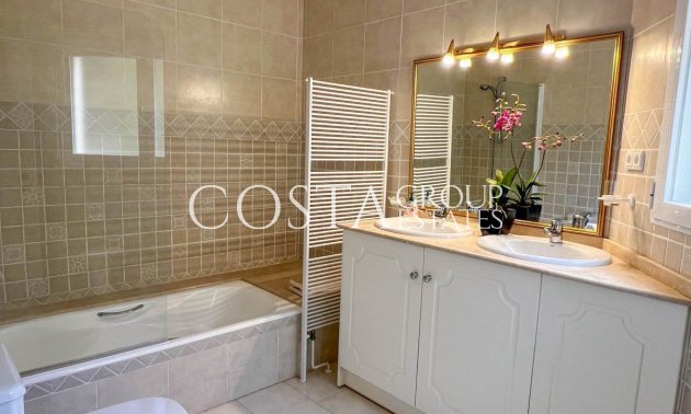 Resale - Villa -
Altea - Altea Centro