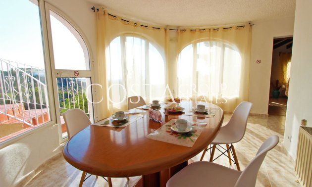 Odsprzedaż - Willa -
Calpe - Calpe Centro