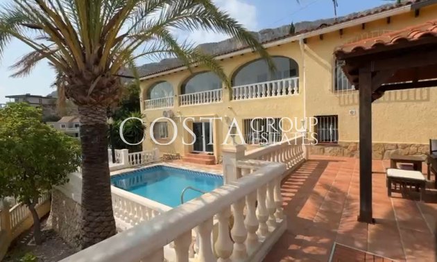 Resale - Villa -
Calpe - Calpe Centro