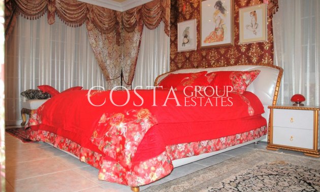 Odsprzedaż - Willa -
Calpe - Calpe Centro