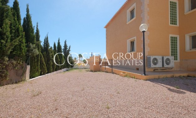 Resale - Villa -
Calpe - la Canuta