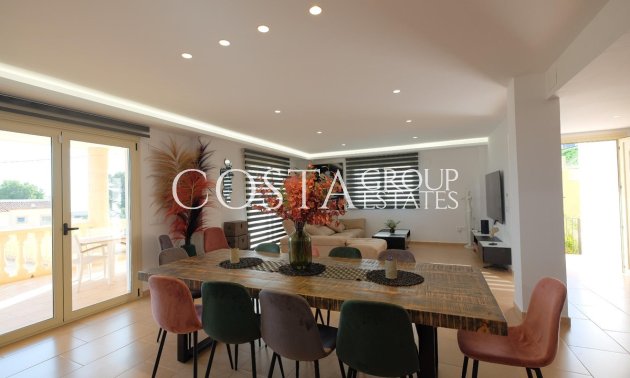 Resale - Villa -
Calpe - la Canuta