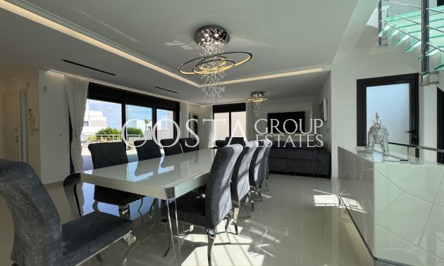 Herverkoop - Villa -
San Miguel de Salinas - San Miguel de Salinas Centro