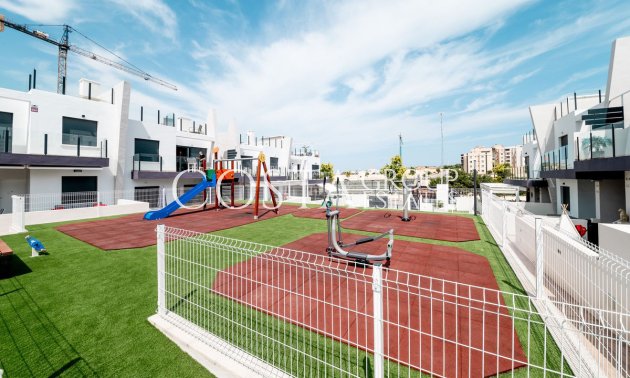 Resale - Apartments -
San Miguel de Salinas - San Miguel de Salinas Centro