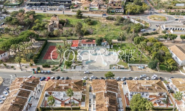 Revente - Villa -
Torrevieja - Lago Jardin
