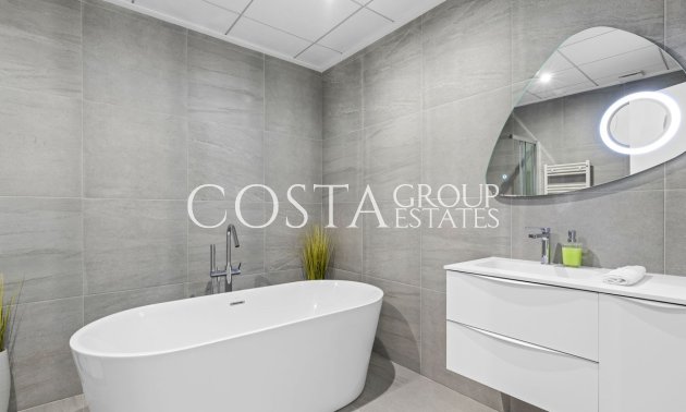 Wiederverkauf - Villa -
San Miguel de Salinas - San Miguel de Salinas Centro