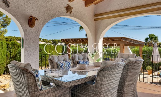 Wiederverkauf - Villa -
Benissa