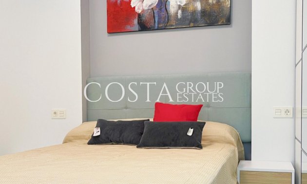 Resale - Apartments -
Torrevieja - Playa del Cura