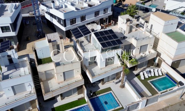 Herverkoop - Villa -
Orihuela Costa - Lomas de Cabo Roig