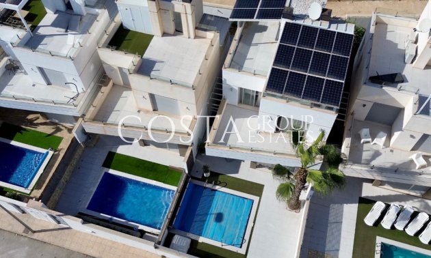 Herverkoop - Villa -
Orihuela Costa - Lomas de Cabo Roig