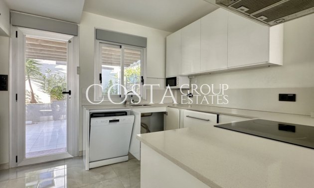 Herverkoop - Villa -
Orihuela Costa - Lomas de Cabo Roig