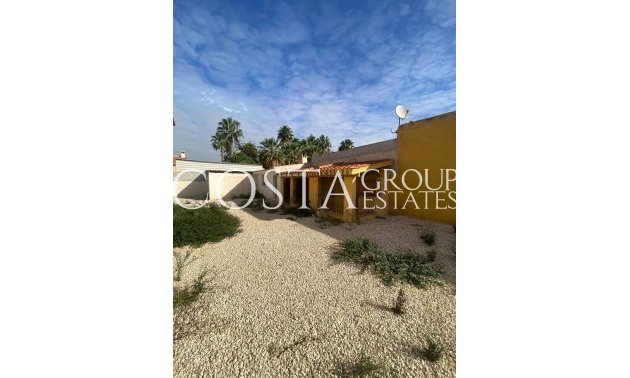 Odsprzedaż - Willa -
Catral - Catral Centro