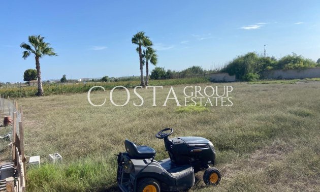 Odsprzedaż - Willa -
Dolores - Dolores Centro