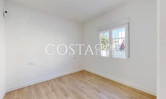 Herverkoop - Huis -
Orihuela Costa - Blue Lagoon