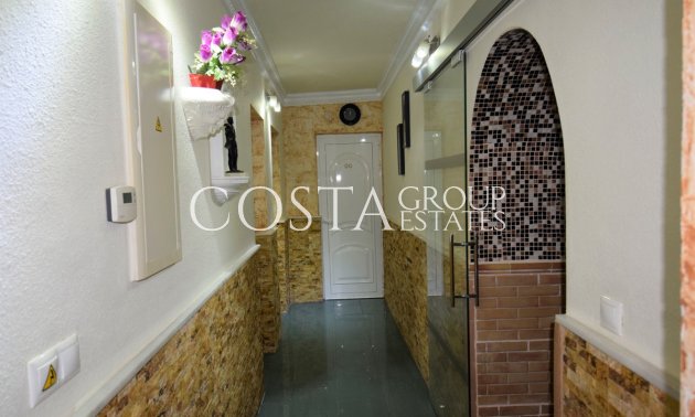 Resale - Villa -
Guardamar del Segura - Guardamar del Segura Centro