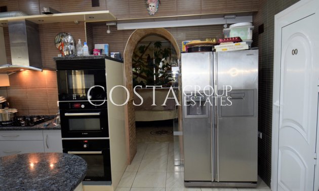 Resale - Villa -
Guardamar del Segura - Guardamar del Segura Centro