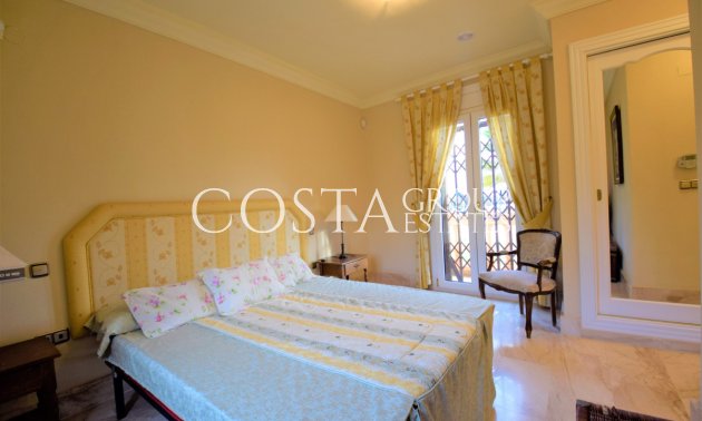 Resale - Villa -
Guardamar del Segura - Guardamar del Segura Centro