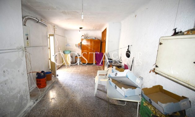 Resale - Villa -
Guardamar del Segura - Guardamar del Segura Centro