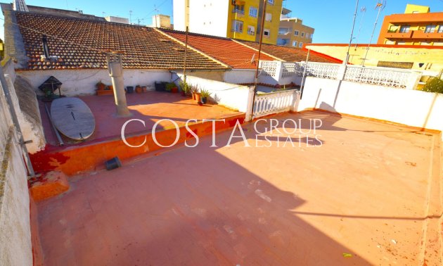 Resale - Villa -
Guardamar del Segura - Guardamar del Segura Centro
