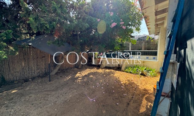 Resale - Villa -
Guardamar del Segura - Guardamar del Segura Centro