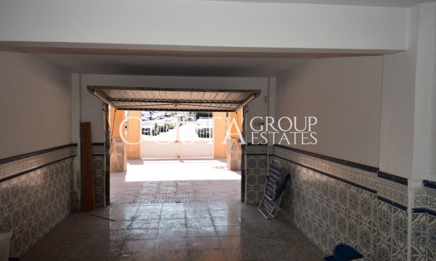 Resale - Villa -
Guardamar del Segura - Guardamar del Segura Centro