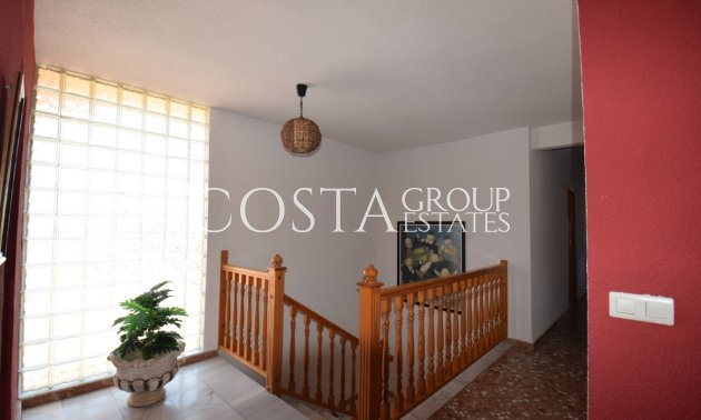 Resale - Villa -
Guardamar del Segura - Guardamar del Segura Centro