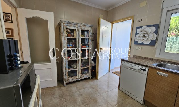 Resale - House -
Benitachell - Benitachell Centro