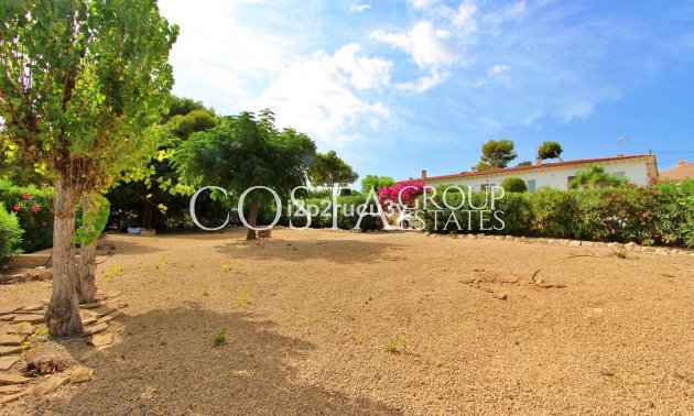 Resale - Villa -
Teulada - Moraira