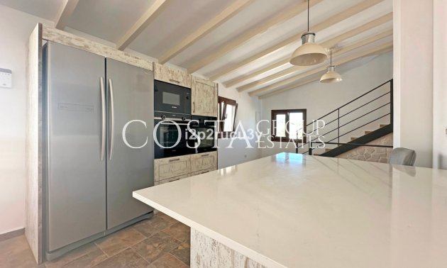 Resale - Villa -
Teulada - Moraira