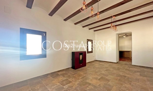 Resale - Villa -
Teulada - Moraira