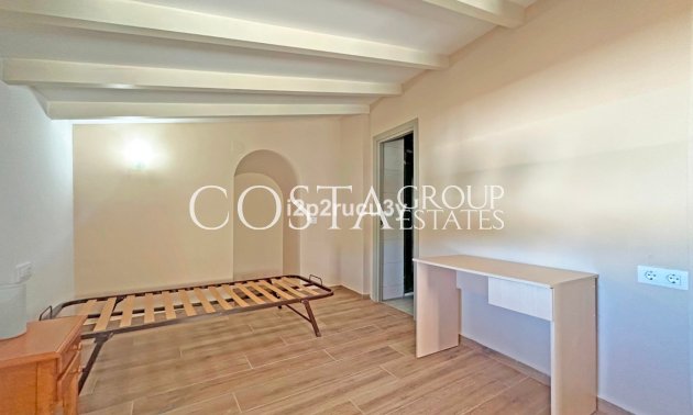 Resale - Villa -
Teulada - Moraira