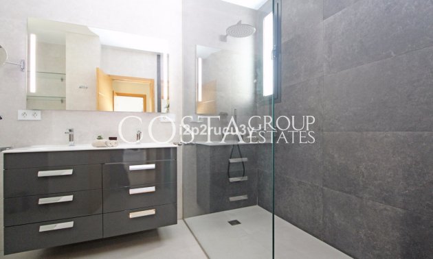 Herverkoop - Villa -
Teulada - Moraira