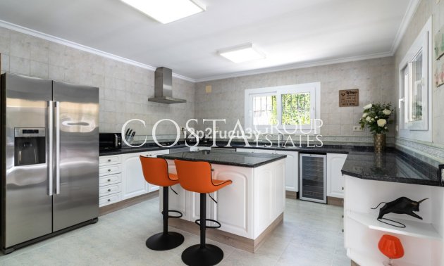 Resale - Villa -
Teulada - Moraira