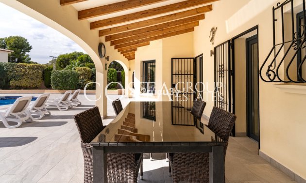 Resale - Villa -
Teulada - Moraira