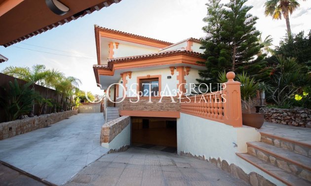 Resale - Villa -
Calpe - Calpe Centro