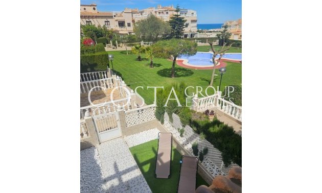 Resale - House -
Torrevieja - La Mata