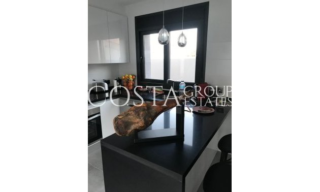 Resale - Villa -
Rojales - Ciudad Quesada