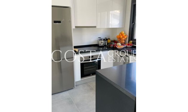 Resale - Villa -
Rojales - Ciudad Quesada