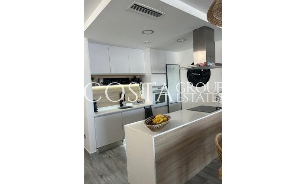 Wiederverkauf - Villa -
Daya Vieja - Daya Vieja Centro