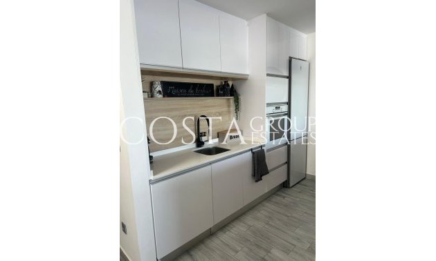 Wiederverkauf - Villa -
Daya Vieja - Daya Vieja Centro