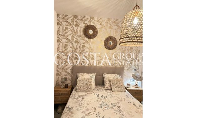 Wiederverkauf - Villa -
Daya Vieja - Daya Vieja Centro