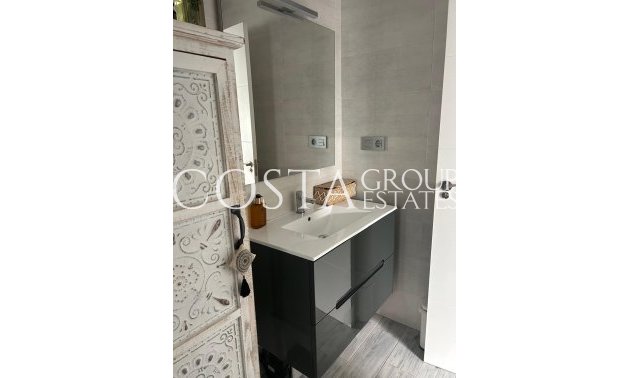 Wiederverkauf - Villa -
Daya Vieja - Daya Vieja Centro