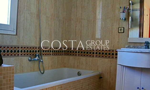 Herverkoop - Villa -
Lorca - Lorca Centro