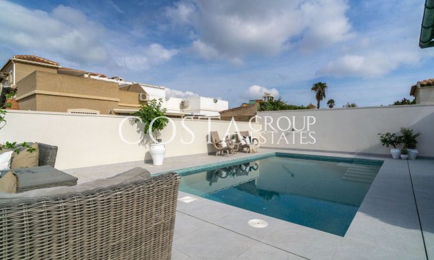 Wiederverkauf - Villa -
Torrevieja - La Siesta