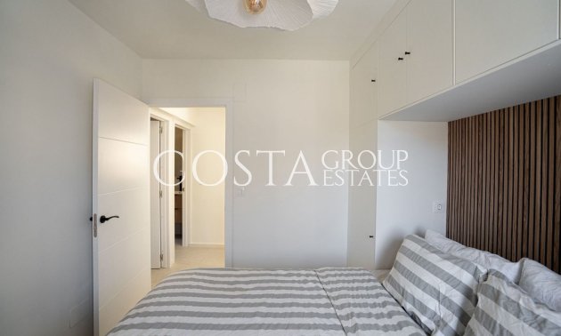 Herverkoop - Villa -
Orihuela Costa - Playa Flamenca