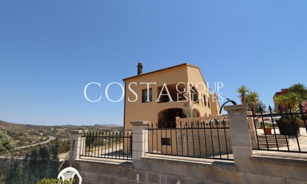 Odsprzedaż - Willa -
Benissa - Lleus