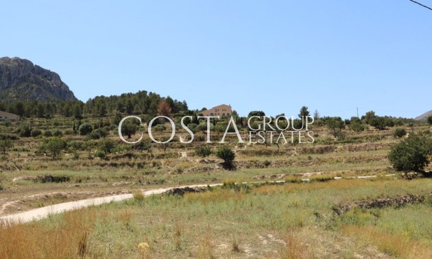 Odsprzedaż - Willa -
Benissa - Lleus