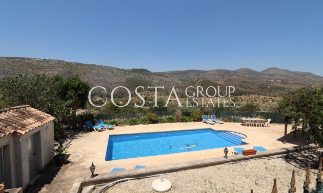 Odsprzedaż - Willa -
Benissa - Lleus