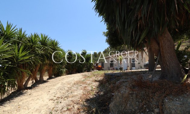 Odsprzedaż - Willa -
Benissa - Lleus